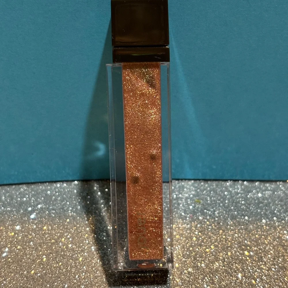 BNIB! JOUER Long Wear Lip Topper in Champagne Gold 🍾🥂